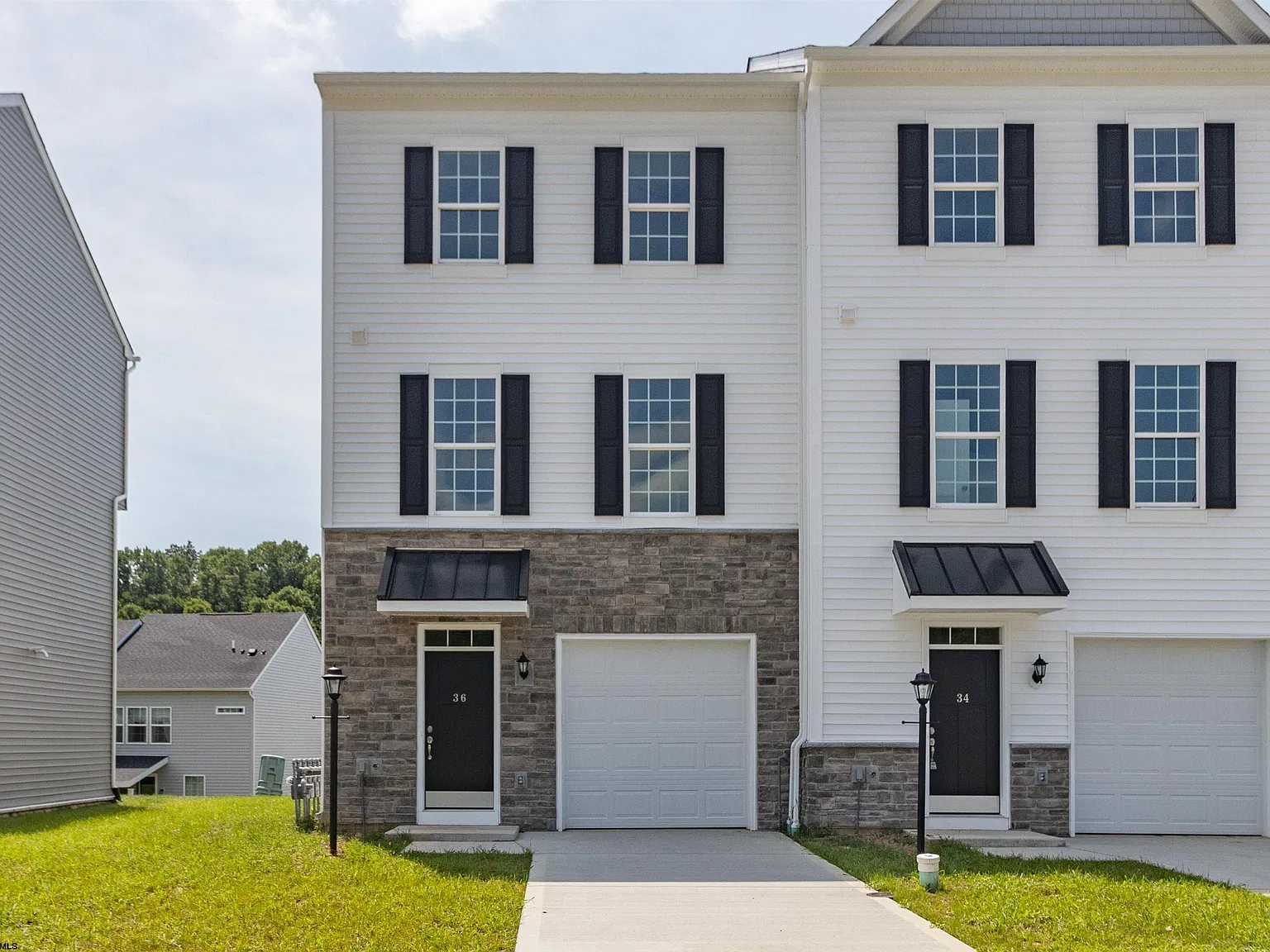 3 bed, 2.5 bath, $2,600 — Photo 1