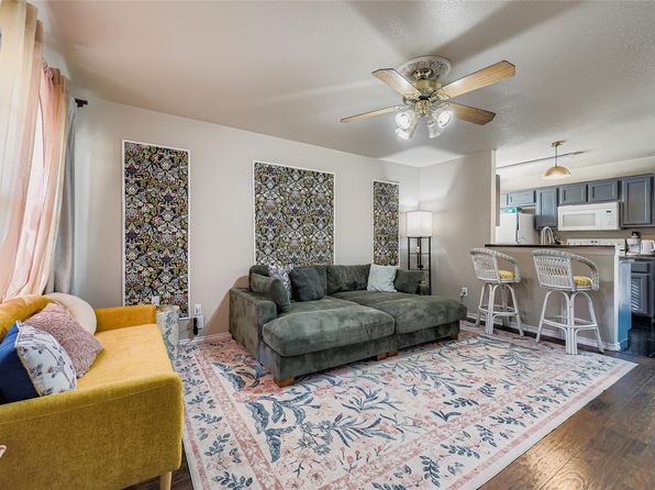 930 Panorama Dr