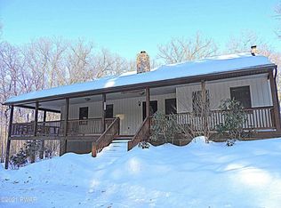 110 Bloss Rd, Canadensis, PA 18325