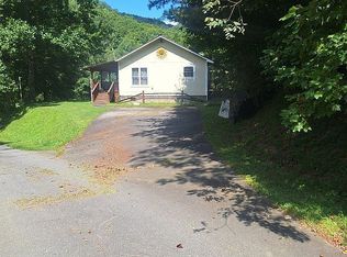 115 Hayes Lossie Rd, Cherokee, NC 28719