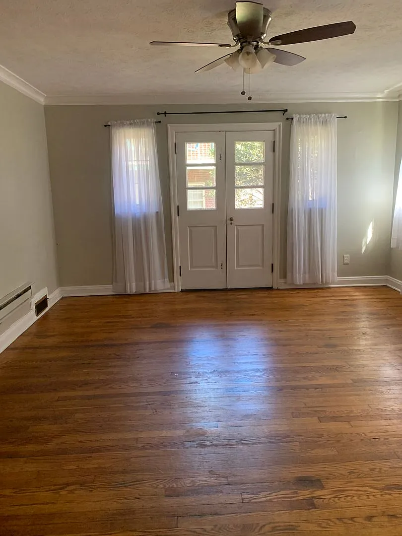 1507 Jackson — Photo 2