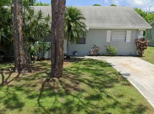 2497 NW Holiday Ct, Stuart, FL 34994