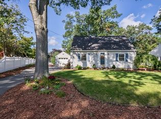 12 Arbor Rd, North Chelmsford, MA 01863