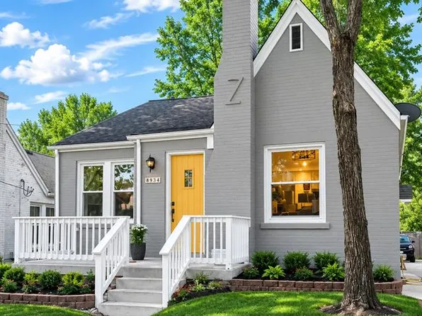 8934 Pine Ave, Saint Louis, MO 63144