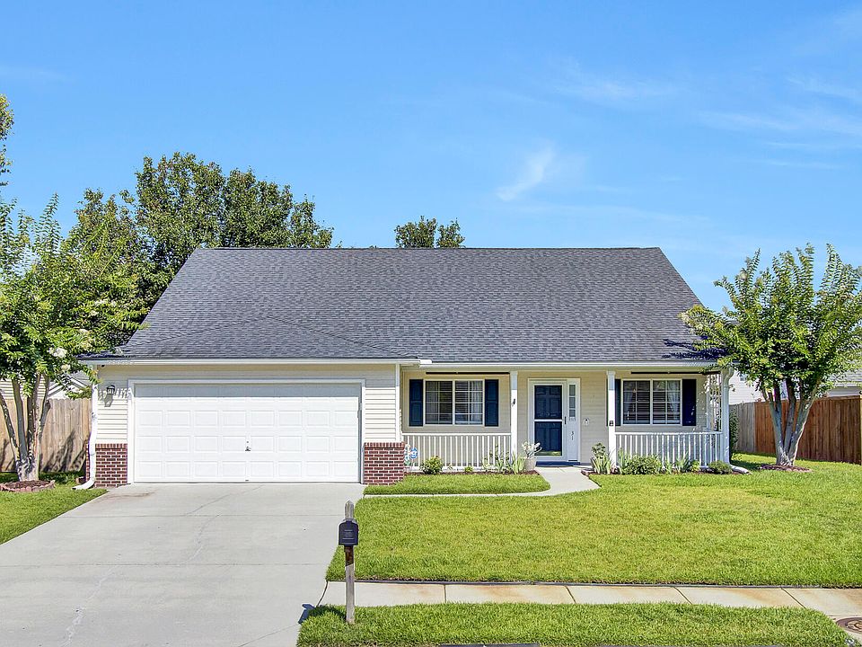 1st image of 31 Regency Oaks Dr