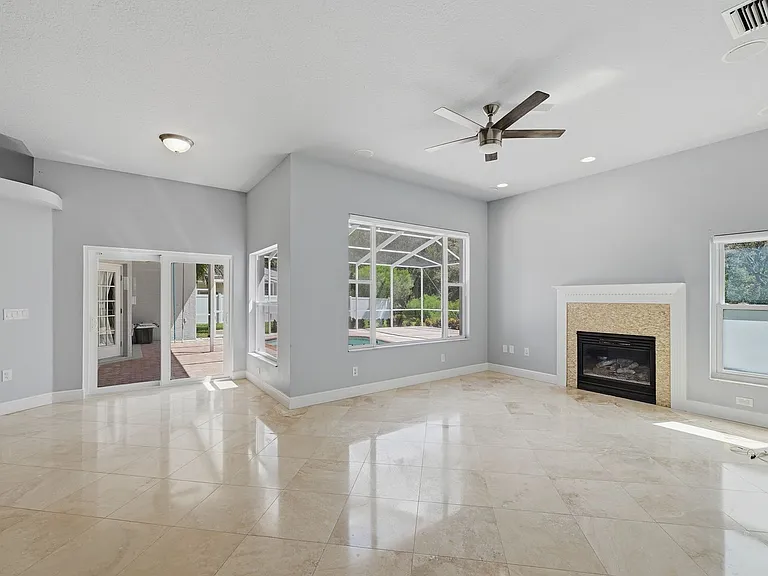 501 Manisha Pl — Photo 13