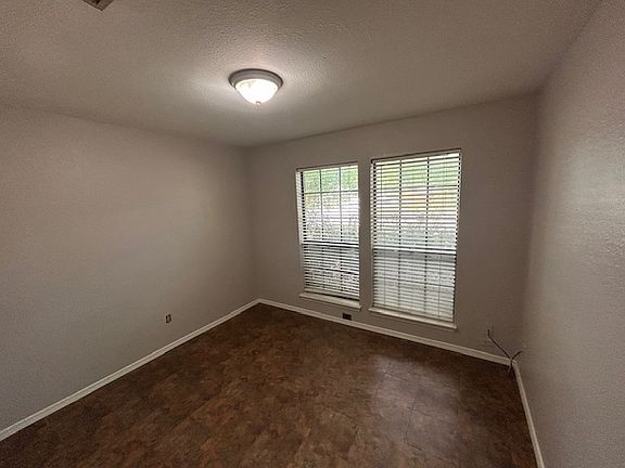 5th image of 1200 Wyndham Dr
