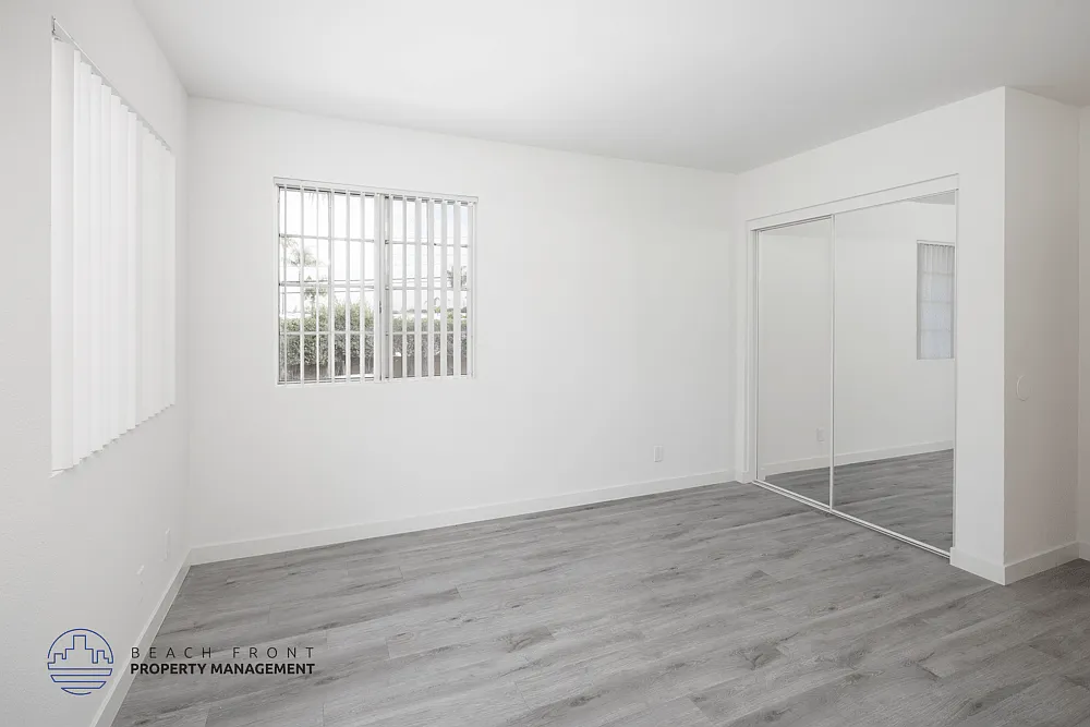 875 N. Olive St. — Photo 4