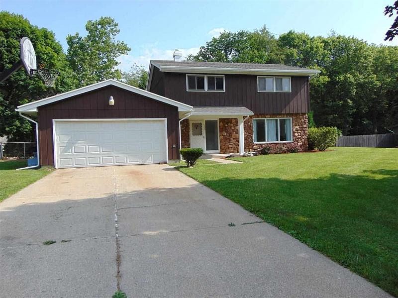 1st image of 1325 Hampshire Dr