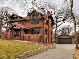 4416 Ingersoll Ave, Des Moines, IA 50312