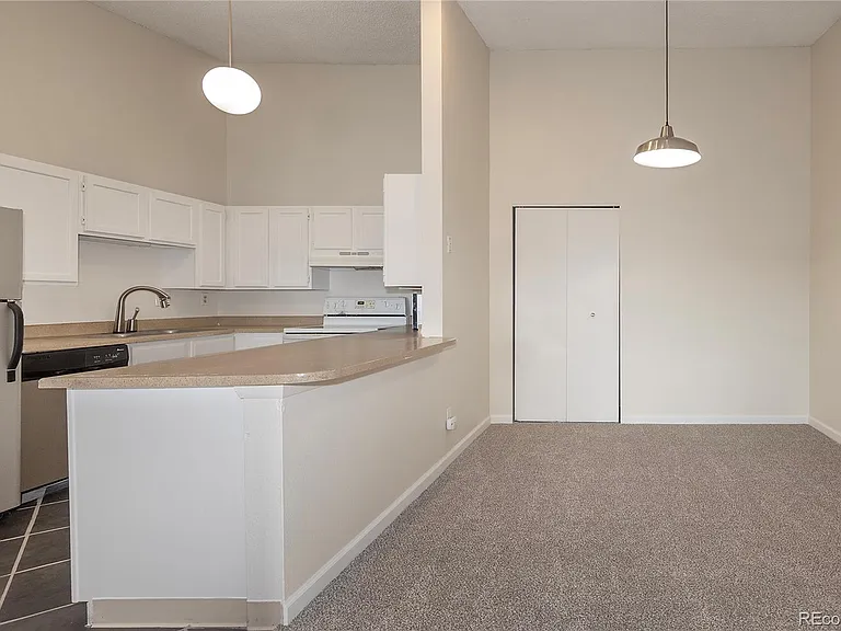 2280 S Oswego Way #305 — Photo 11