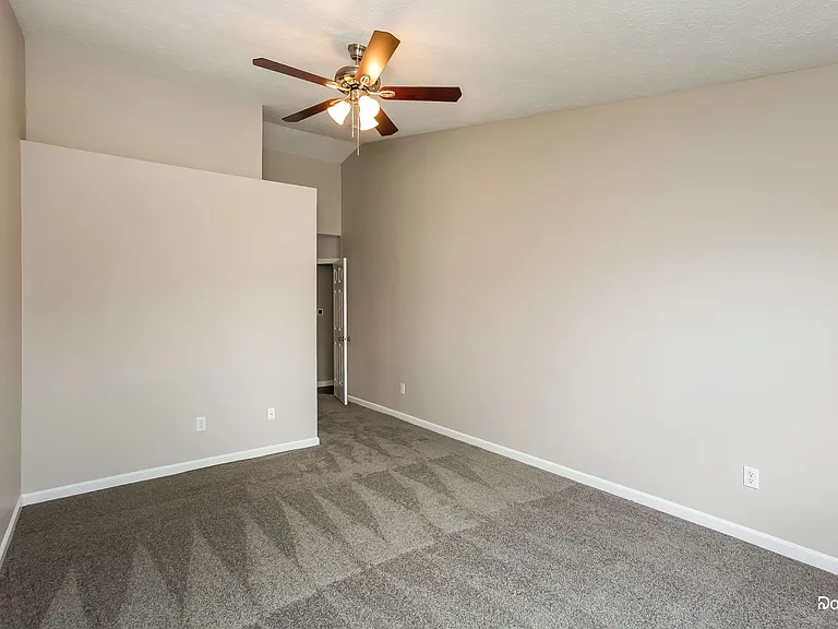 13294 Middlewood Ln — Photo 6