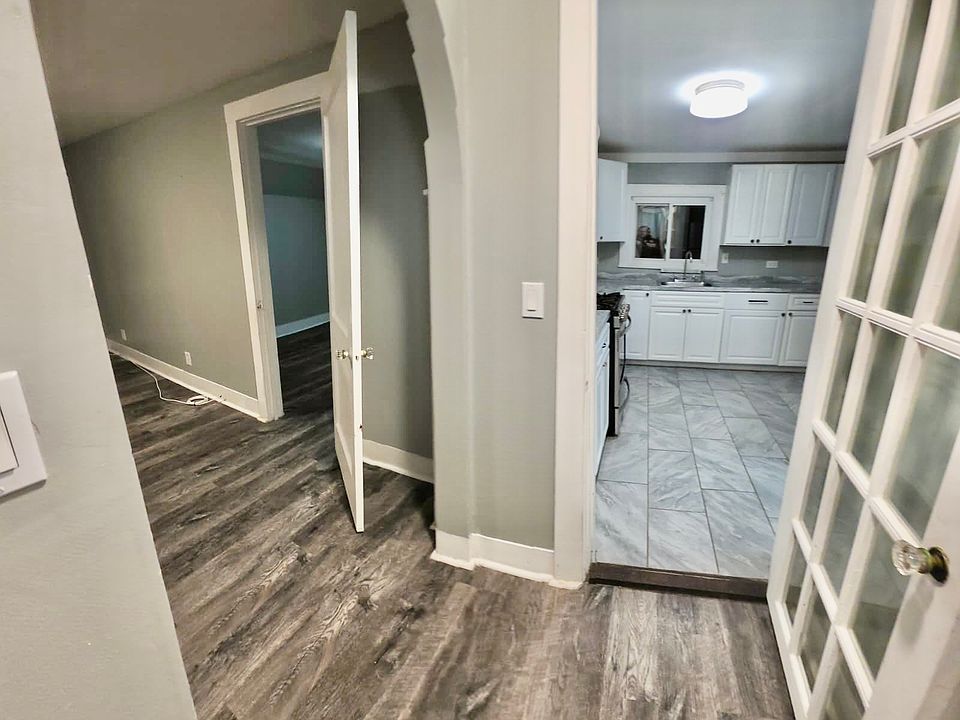 1st image of 124 Kingsboro Ave APT 6