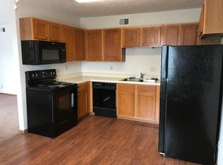 1533 Grandview Ave APT 4, Papillion, NE 68046