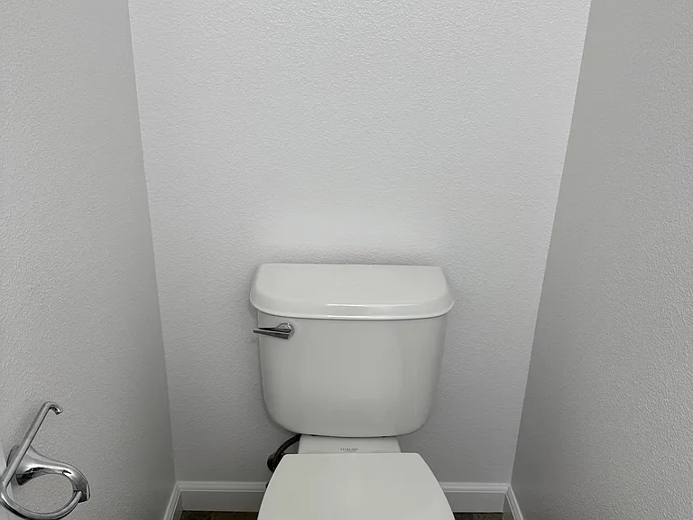 1195 Westbury Dr — Photo 29