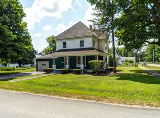 307 W 3rd St, Homer, IL 61849