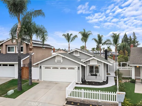 31996 Lazy Glen Ln, Trabuco Canyon, CA 92679