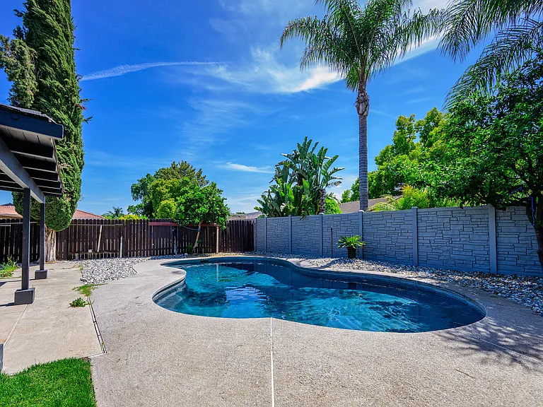 9042 El Oro Plaza Dr — Photo 42