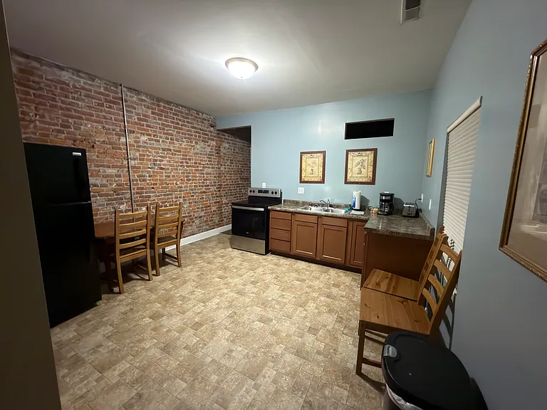 1639 S Meridian St #21K — Photo 2