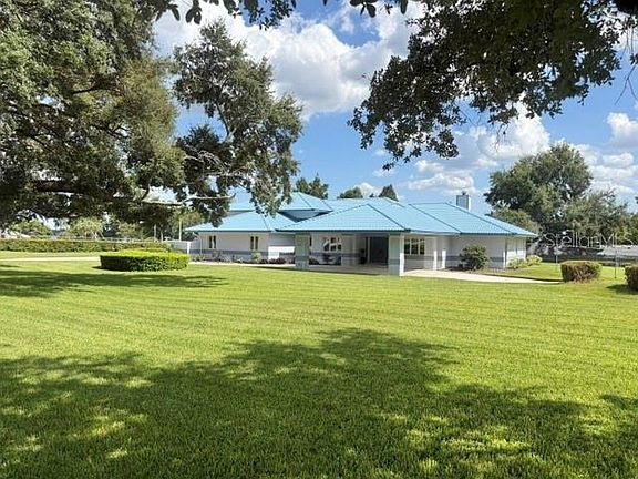 2nd image of 2241 WINTERSET ROAD