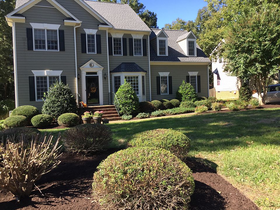 2nd image of 3220 Center Ridge Dr