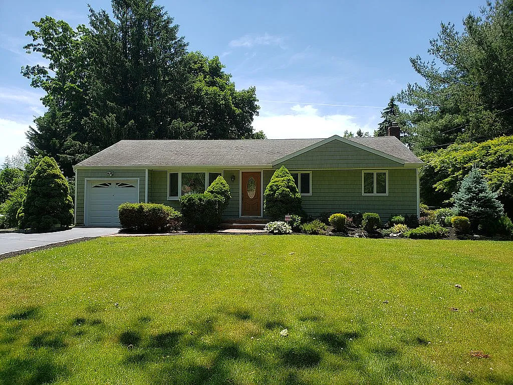 148 Ketay Dr S photo 1