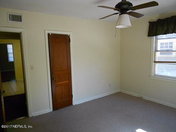 3rd image of 2532 Herschel St APT 3