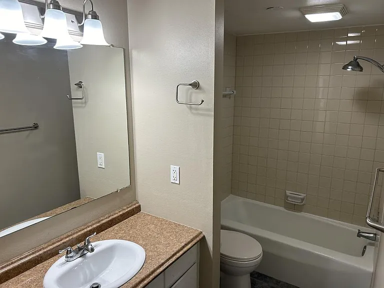 6576 Lake Rd #5 — Photo 8