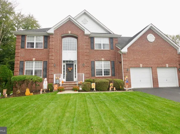 114 Connor Ct, Burlington, NJ 08016