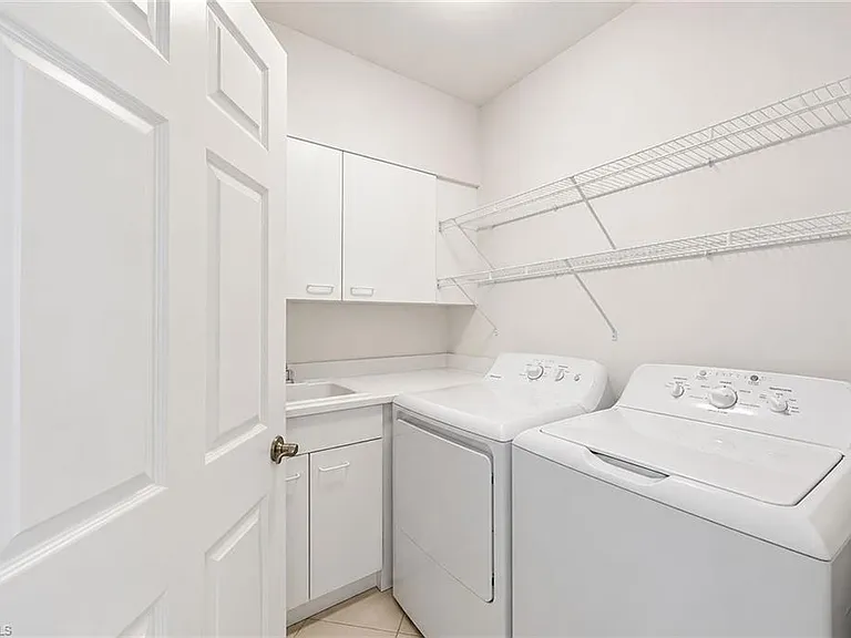 420 Cove Tower Dr #1404 — Photo 27