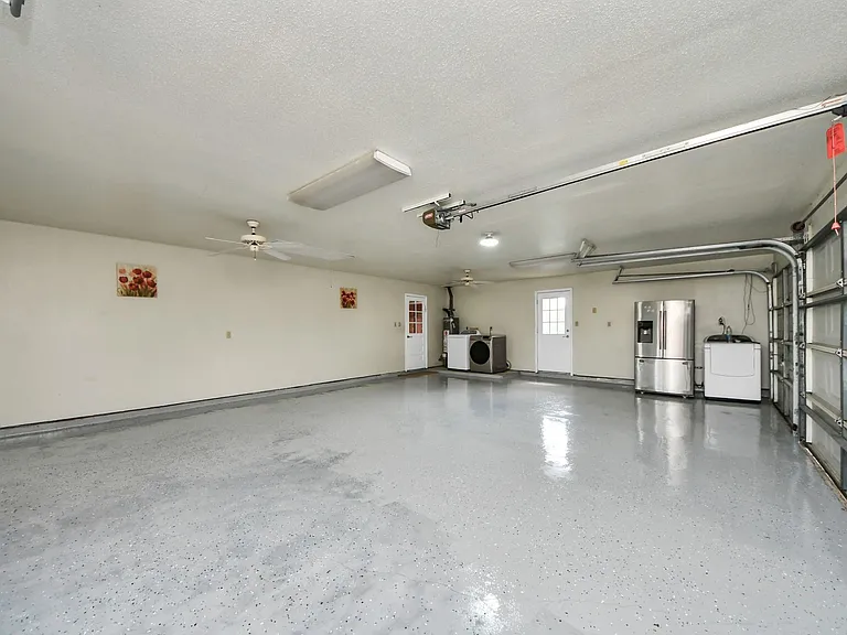 8407 Kirchner Rd — Photo 27