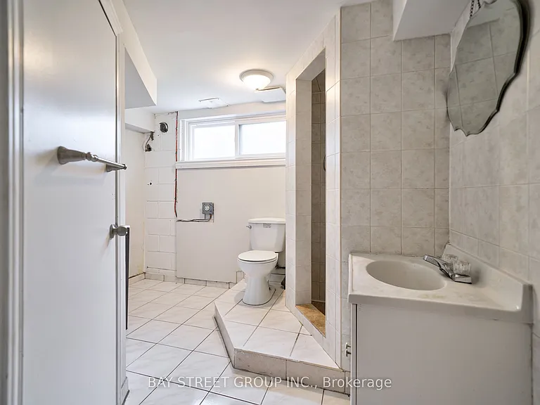 239 Crestwood Rd #W/O — Photo 13