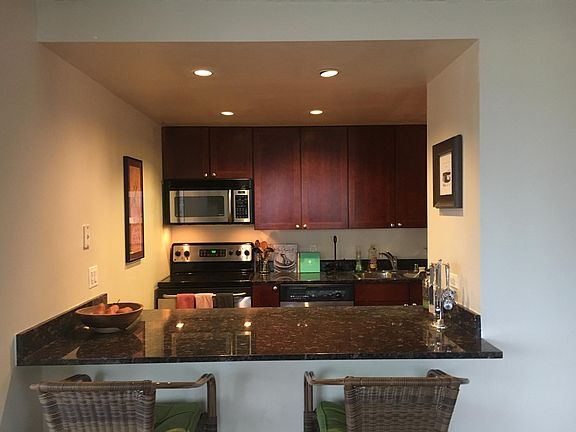 Kitchen -- Stainless Steel / Granite Countertops