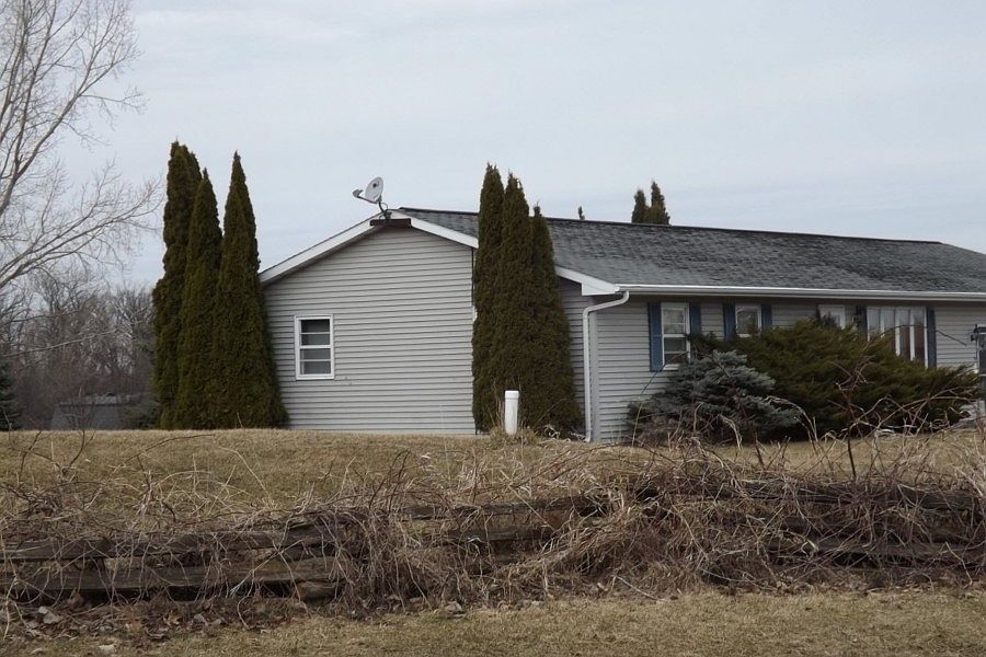 2nd image of 4343 Waupun Rd