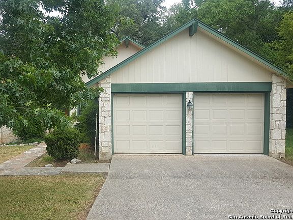 5th image of 19735 Encino Way