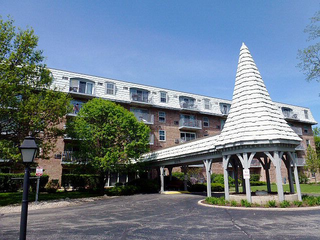 1st image of 5125 Blodgett Ave APT 106-T