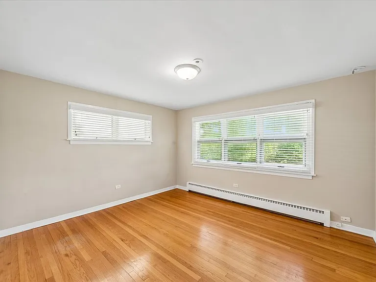 5020 Coyle Ave — Photo 9