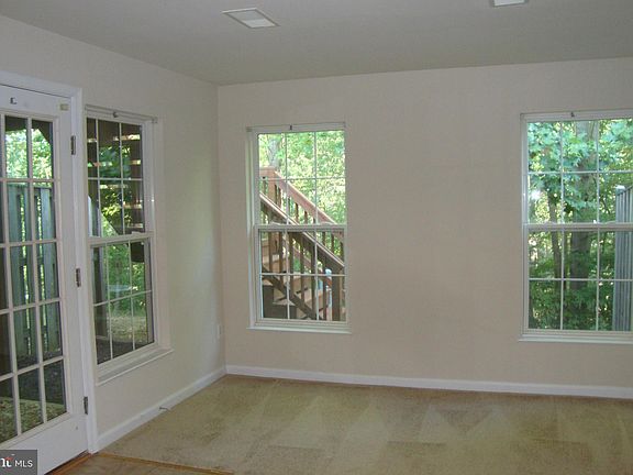 3rd image of 4802 Turnberry Dr