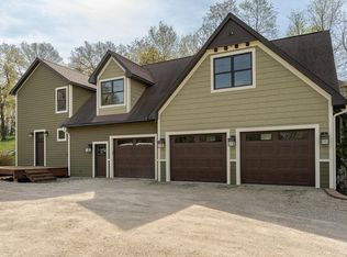 17361 Sugarloaf Pkwy, Zumbrota, MN 55992