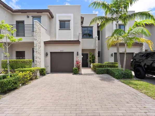 20761 NE 2nd Ct, Miami, FL 33179