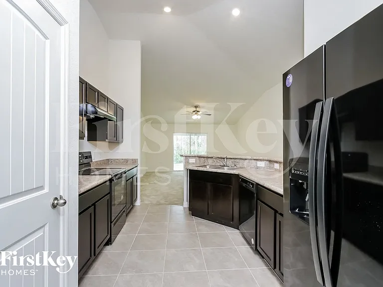 4611 Belladonna Ave — Photo 6