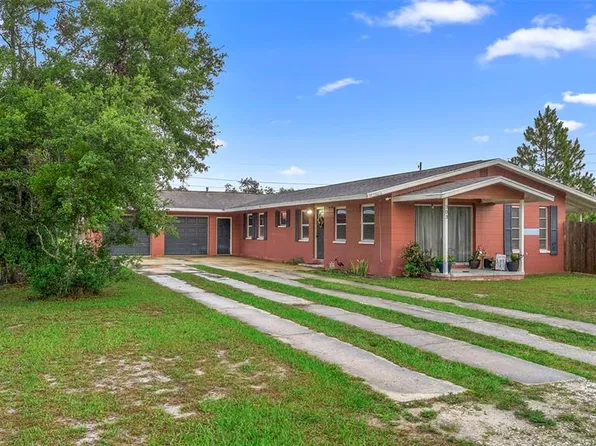 303 Thrush Ave, Sebring, FL 33870