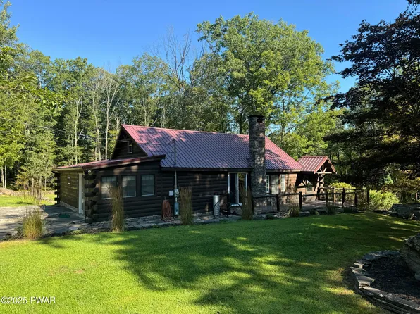 2940 Owego Tpke, Hawley, PA 18428