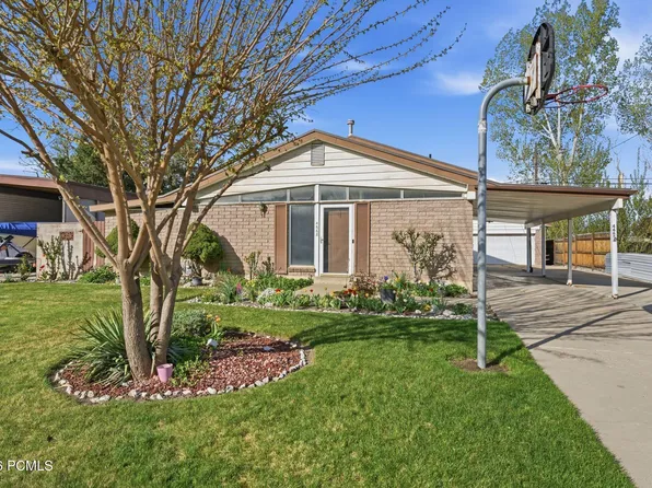 4668 S Green Valley Dr, Salt Lake City, UT 84107