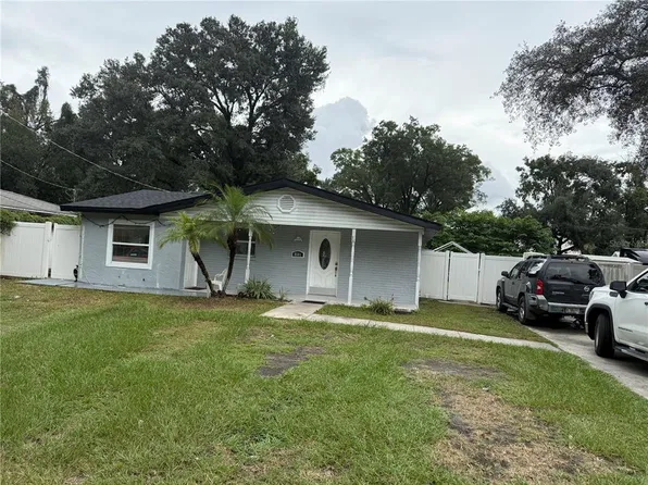 8501 N PACKWOOD AVENUE, TAMPA, FL 33604
