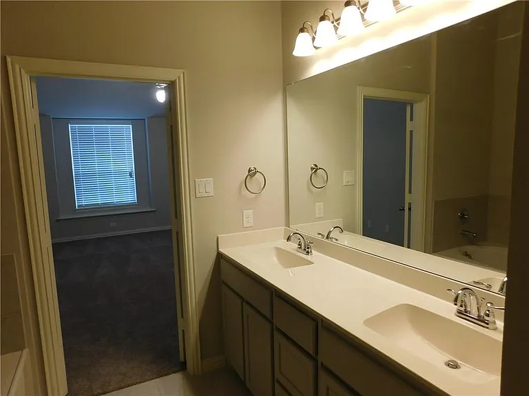2555 Adam Ln — Photo 19