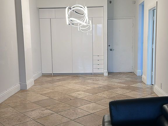 4th image of 6770 Indian Creek Dr APT Tsb