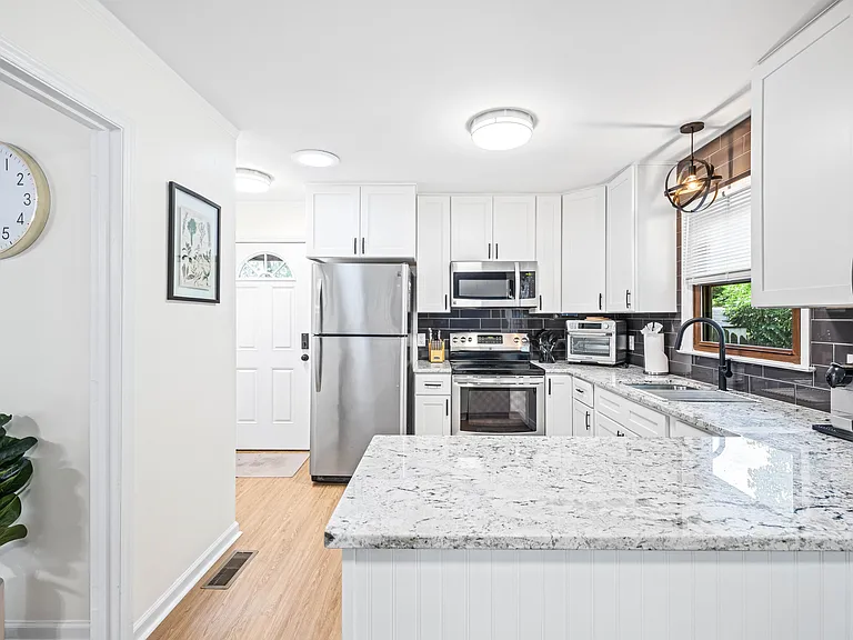 1205 Keith Dr — Photo 9
