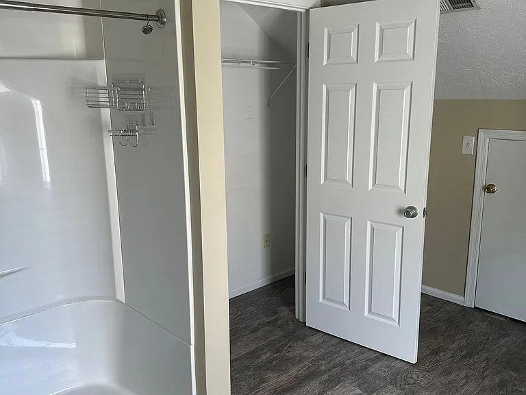 824 Thimbleby Dr — Photo 26