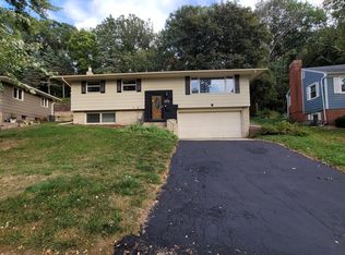 2120 11th Ave NW, Rochester, MN 55901